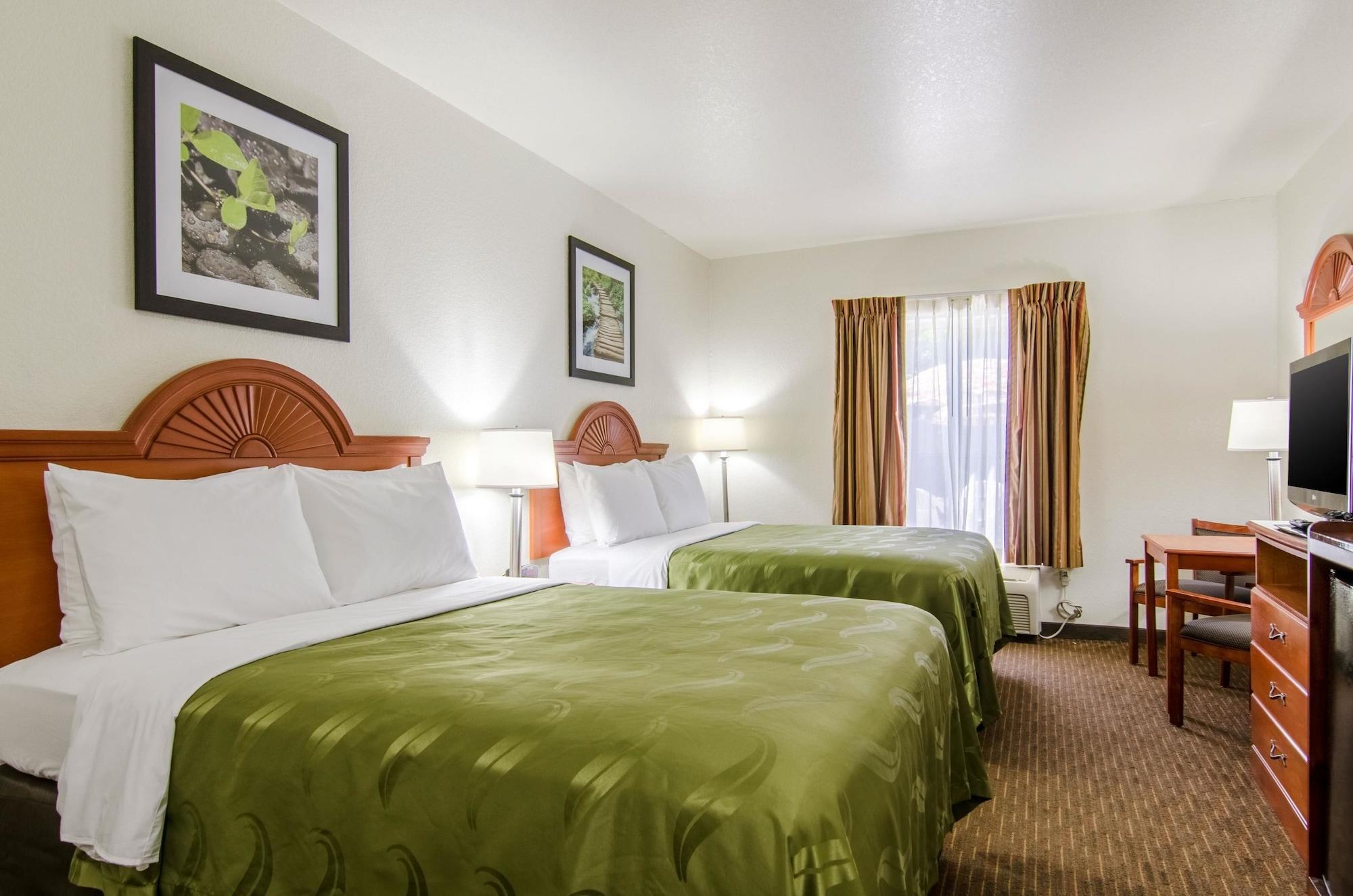 Quality Inn Junction City Near Fort Riley Dış mekan fotoğraf