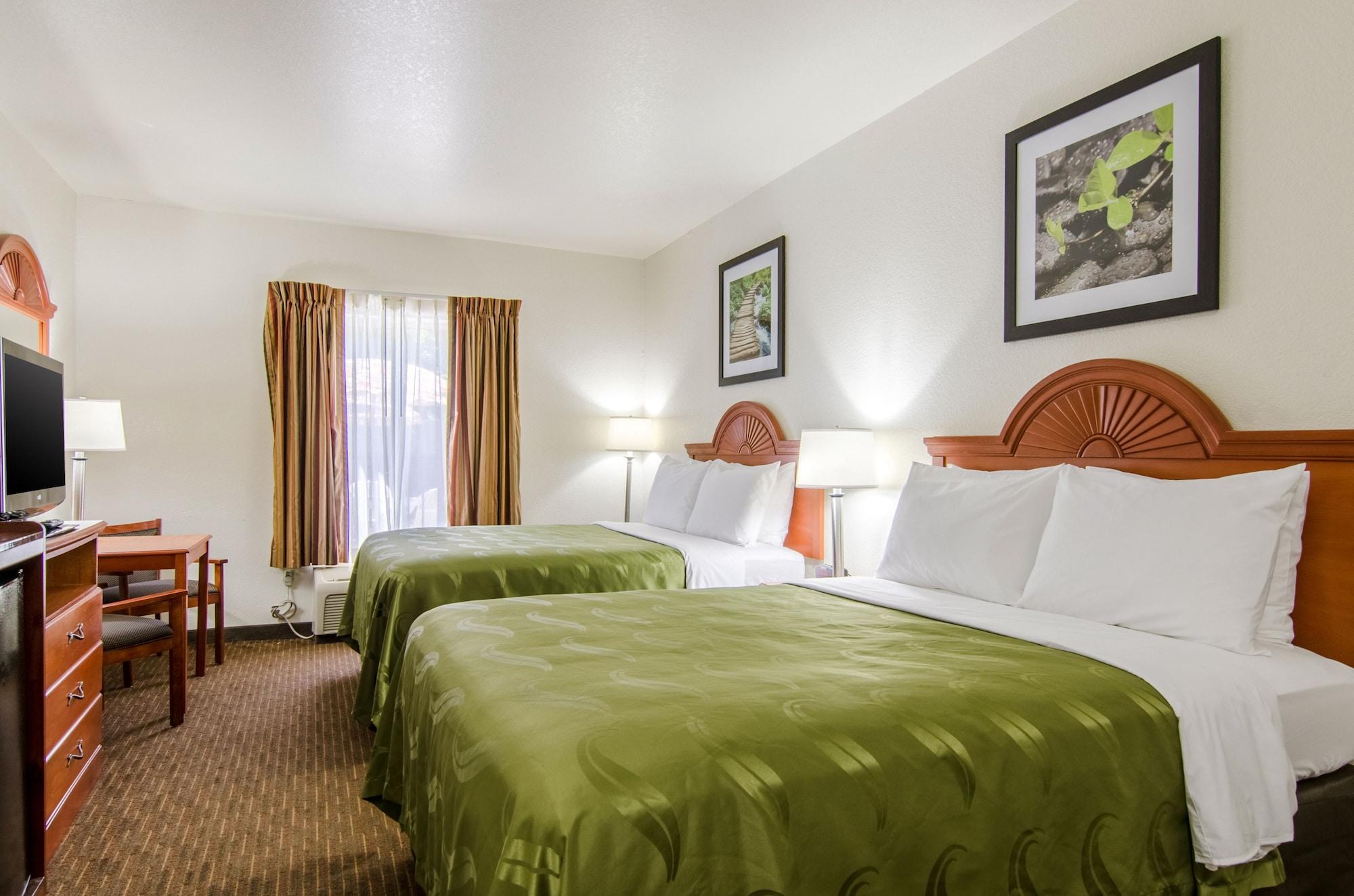 Quality Inn Junction City Near Fort Riley Dış mekan fotoğraf