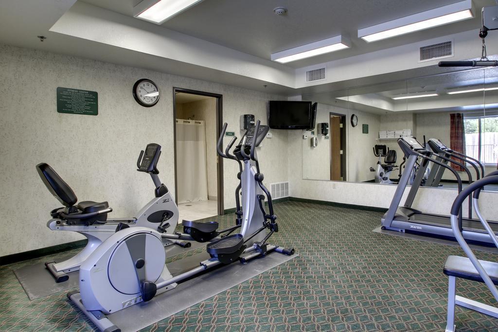 Quality Inn Junction City Near Fort Riley Dış mekan fotoğraf