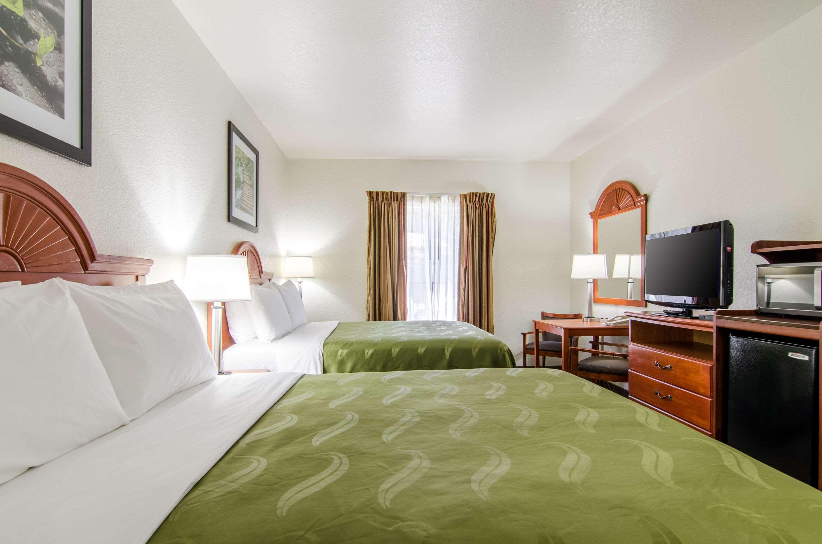 Quality Inn Junction City Near Fort Riley Dış mekan fotoğraf