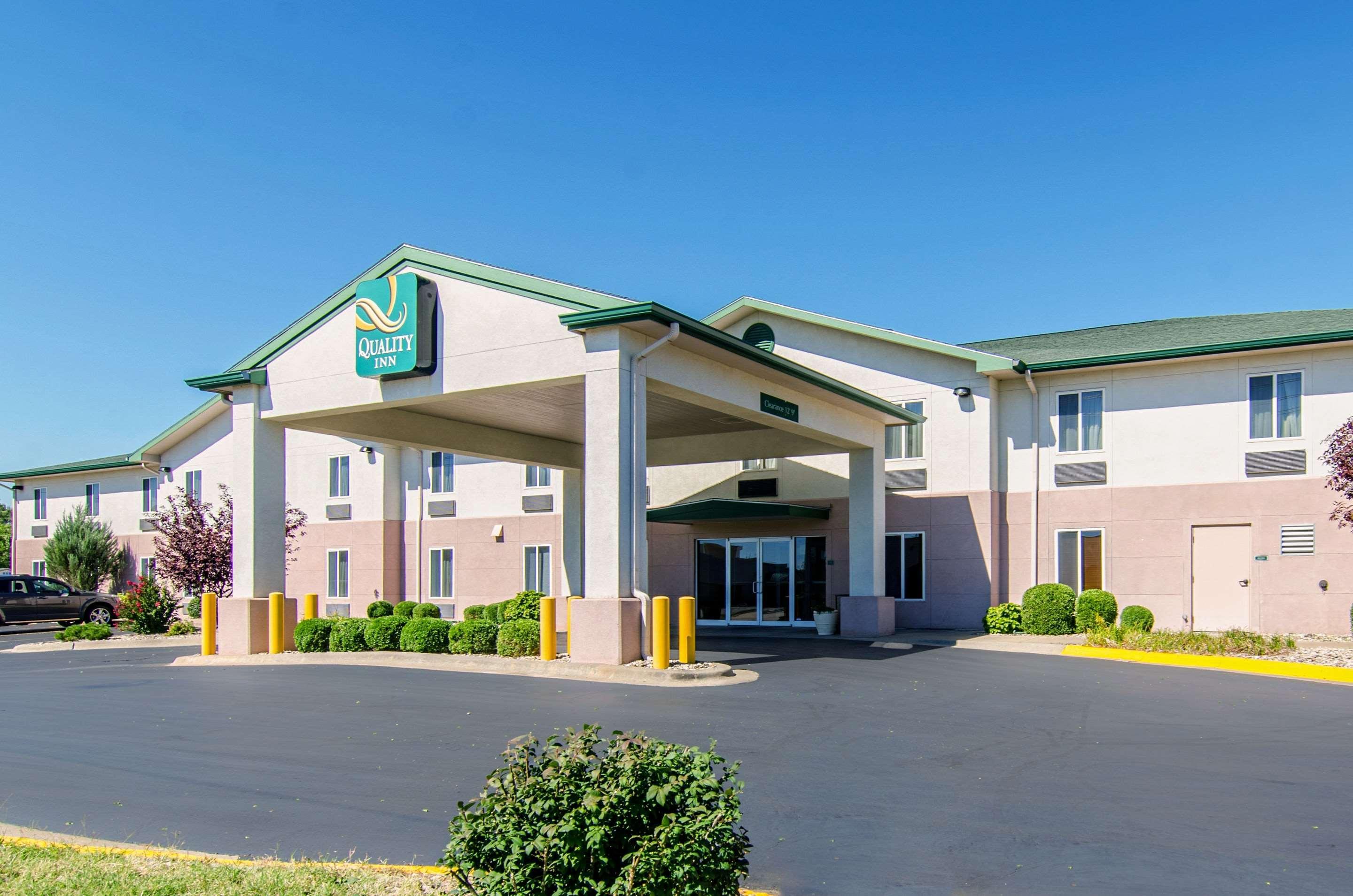 Quality Inn Junction City Near Fort Riley Dış mekan fotoğraf