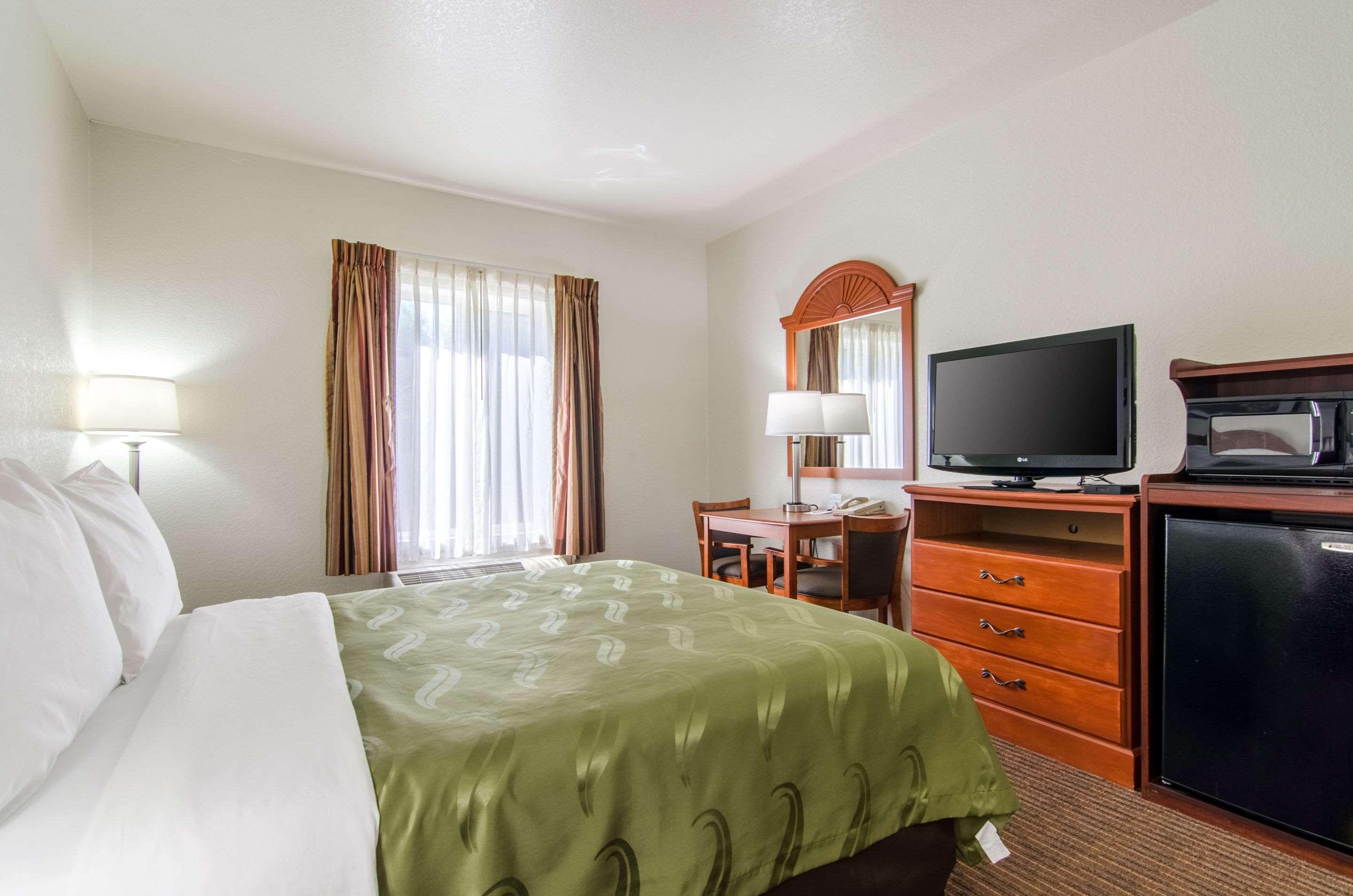 Quality Inn Junction City Near Fort Riley Dış mekan fotoğraf